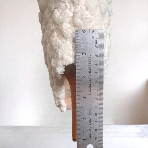 Azalea Wang Beige Quilted Sherpa Tan Suede Knee-High Stiletto Boots Size 9 NWB - Picture 7 of 9